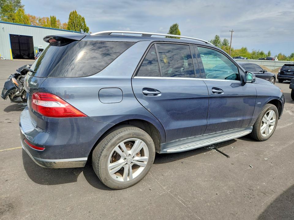 Photo 3 from auction – 2012 MERCEDES-BENZ ML with VIN 4JGDA2EB8CA086771