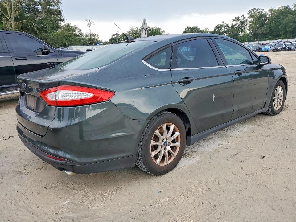 Photo 3 from auction – 2015 FORD FUSION with VIN 3FA6P0G70FR235893