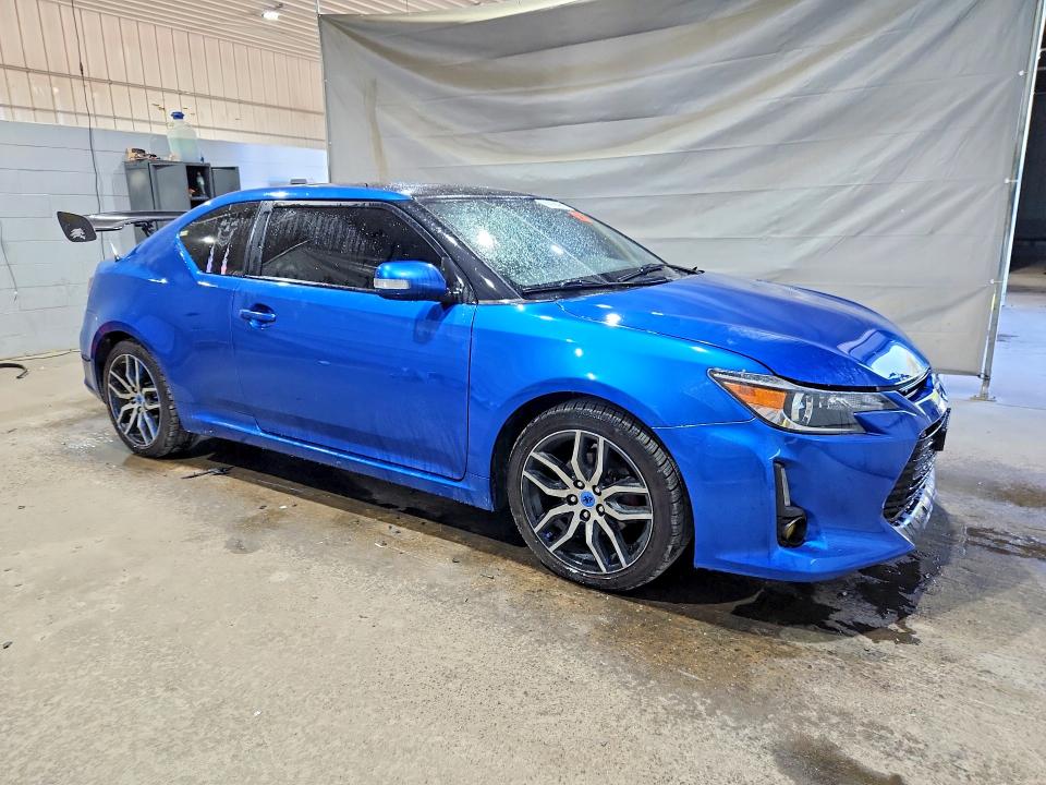 Photo 4 from auction – 2016 SCION TC with VIN JTKJF5C75GJ015387