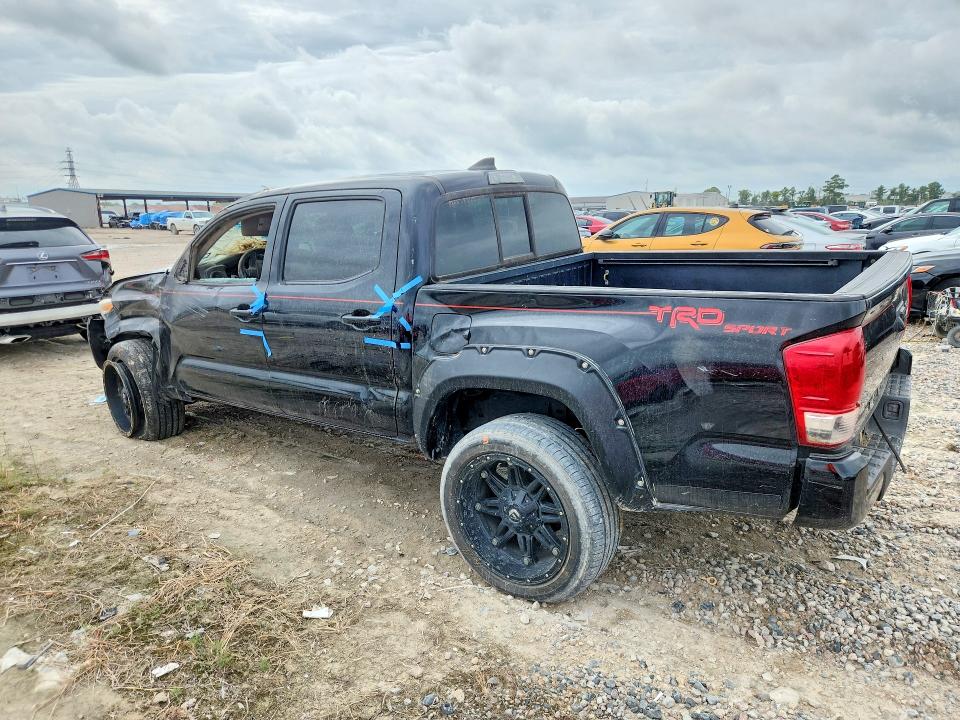 Снимка 2 от търг – 2017 TOYOTA TACOMA с VIN 5TFAX5GN1HX095296