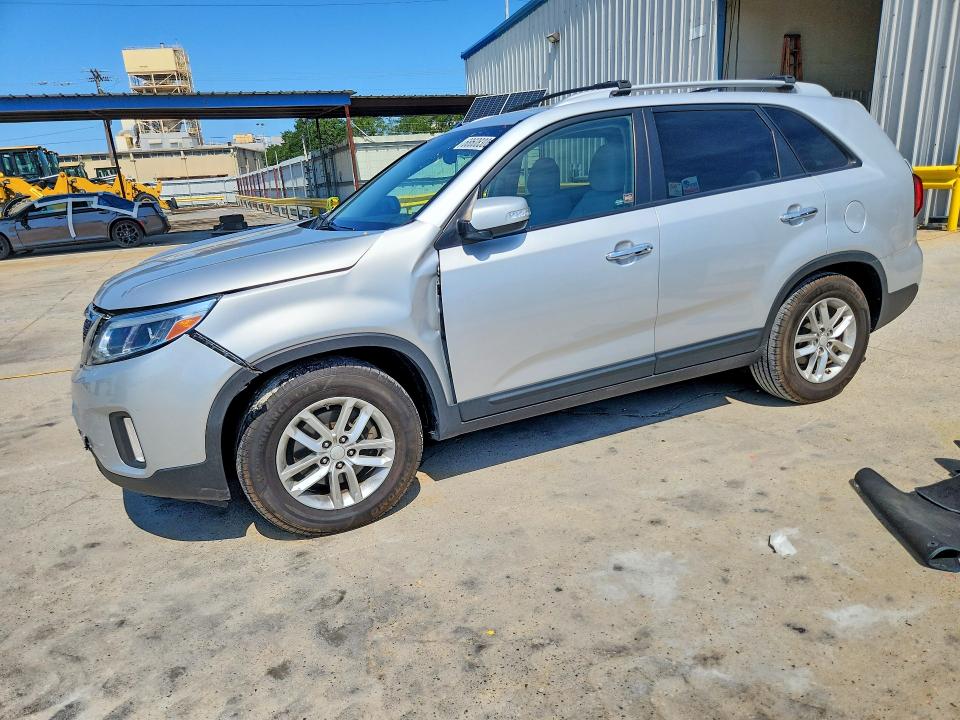 Photo 1 from auction – 2014 KIA SORENTO with VIN 5XYKT4A78EG444215