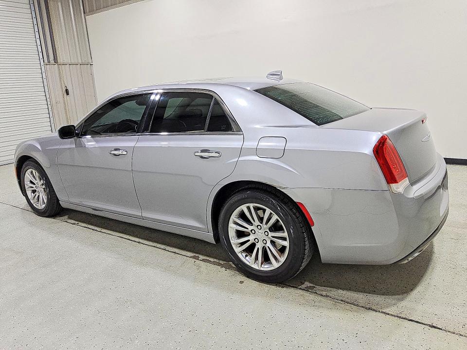 Foto 2 de la subasta – 2016 CHRYSLER 300C con VIN 2C3CCAEGXGH105722
