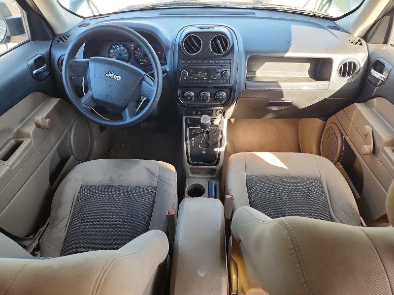 Снимка 8 от търг – 2010 JEEP PATRIOT с VIN 1J4NT1GB1AD672440