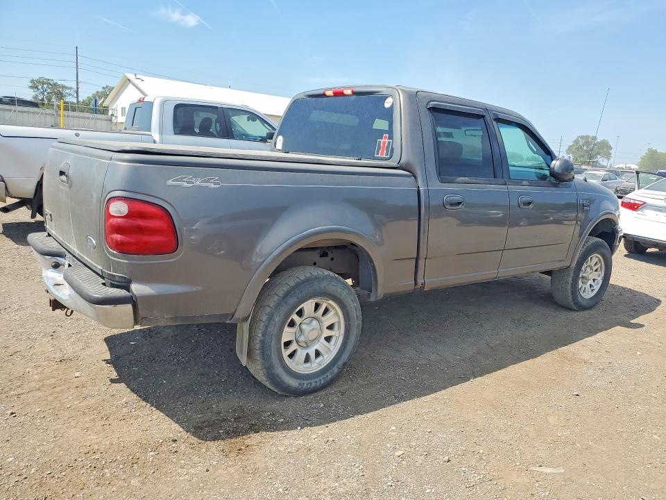 Photo 3 from auction – 2002 FORD F150 with VIN 1FTRW08L72KB31356