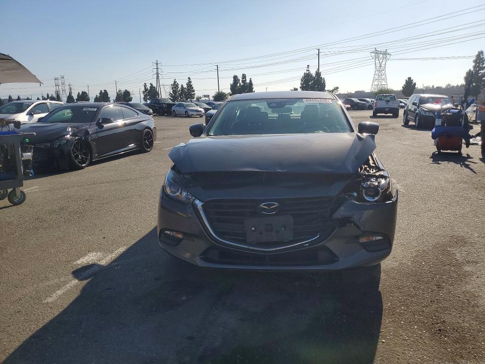 Foto 5 de la subasta – 2018 MAZDA 3 con VIN 3MZBN1U74JM192056