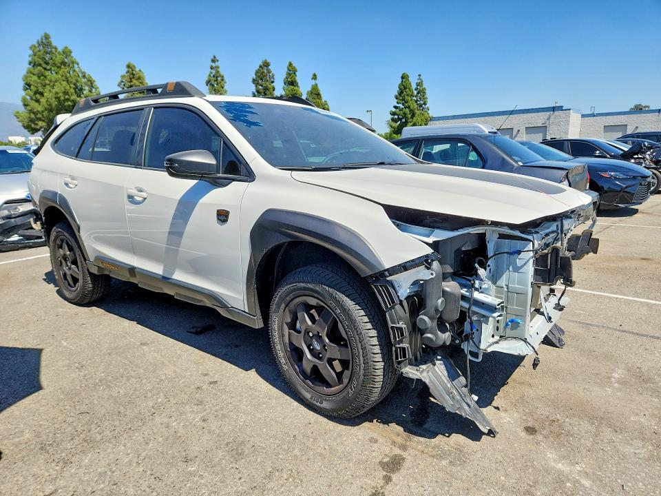 Снимка 4 от търг – 2025 SUBARU OUTBACK с VIN 4S4BTGUD3S3317015
