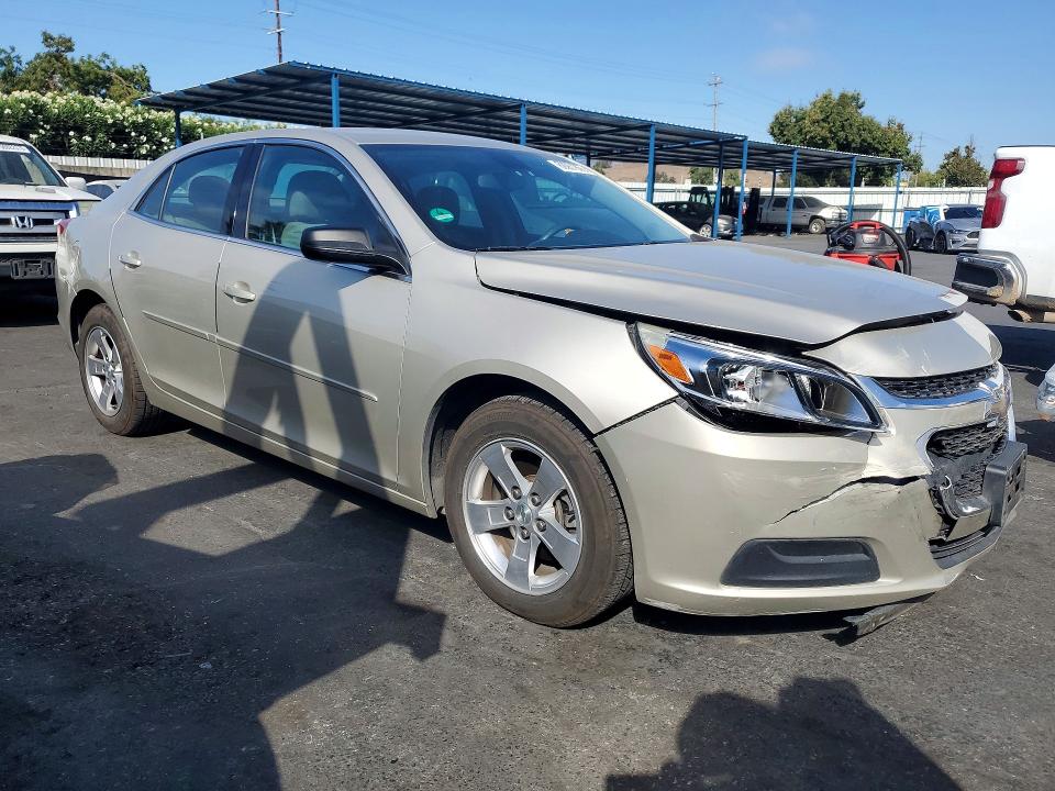 Photo 4 from auction – 2015 CHEVROLET MALIBU with VIN 1G11A5SL9FF111098