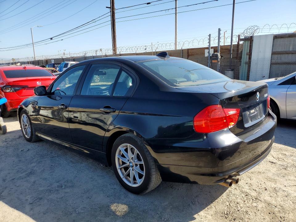 صورة رقم 2 من المزاد - 2010 BMW 328 مع VIN WBAPH5C54AA440288
