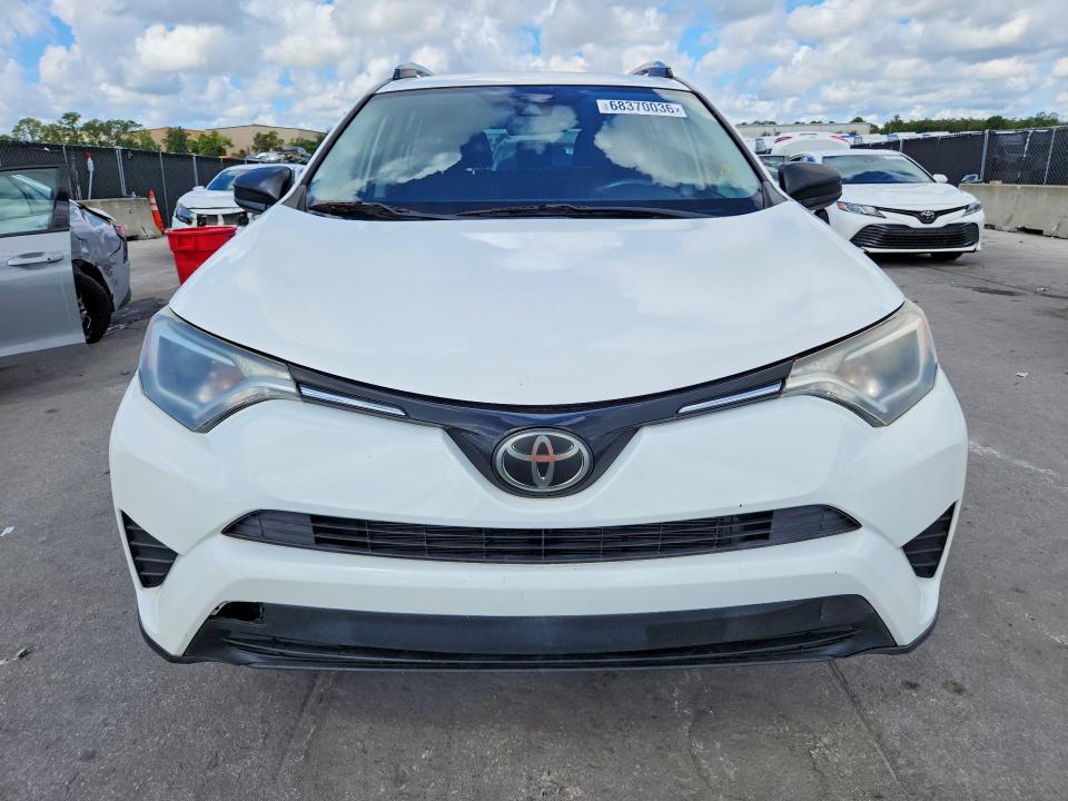 Photo 5 from auction – 2018 TOYOTA RAV4 with VIN JTMZFREVXJJ172059
