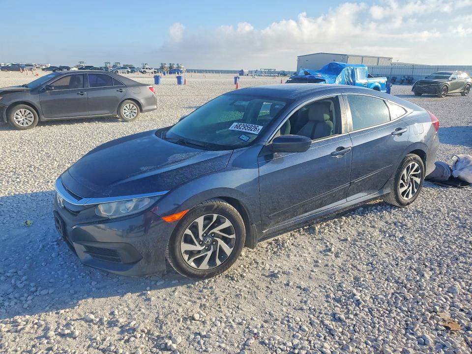 HONDA CIVIC 2016 with VIN 19XFC2F70GE093024 - Photo from auction
