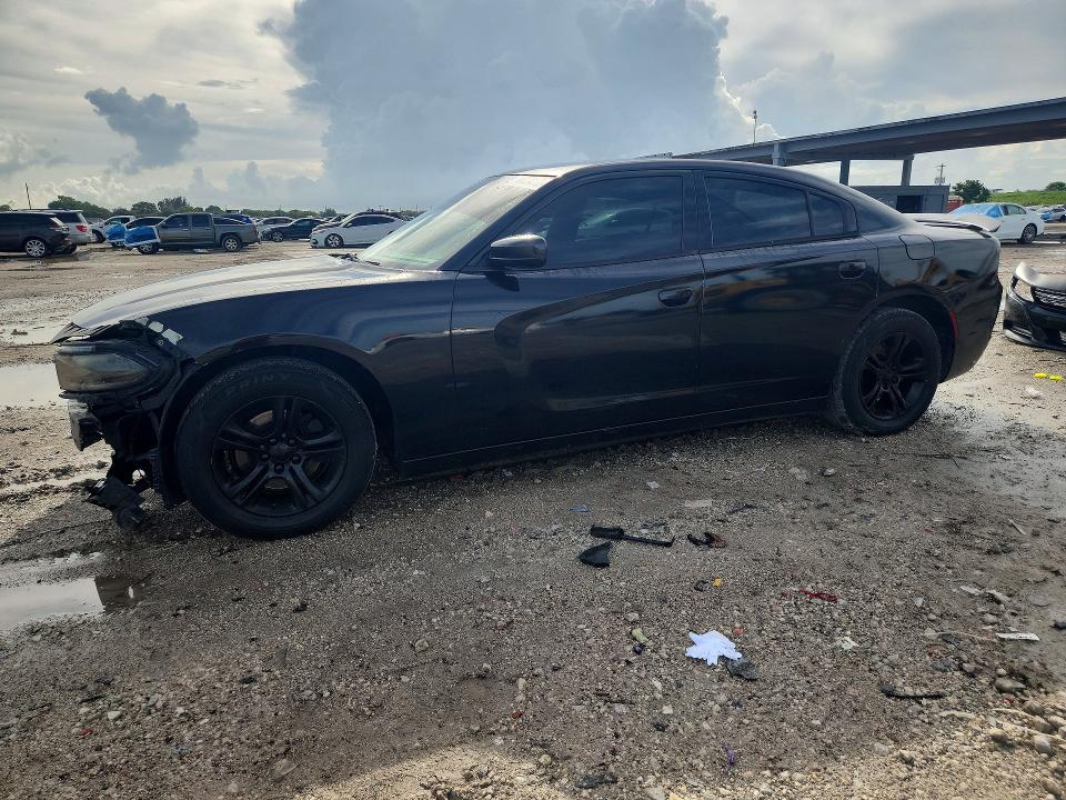 DODGE CHARGER 2015 with VIN 2C3CDXBG6FH776422 - Photo from auction