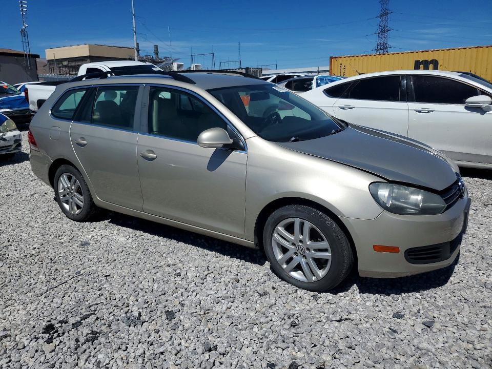 Photo 4 from auction – 2014 VOLKSWAGEN JETTA with VIN 3VWPL7AJ5EM607809
