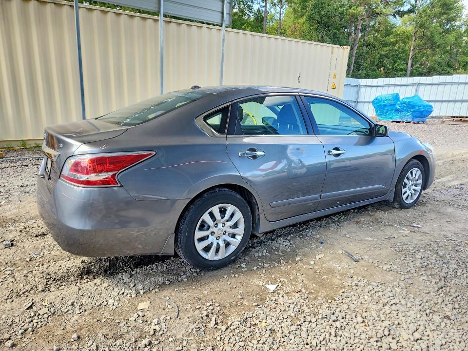 Photo 3 from auction – 2015 NISSAN ALTIMA with VIN 1N4AL3AP5FC207098