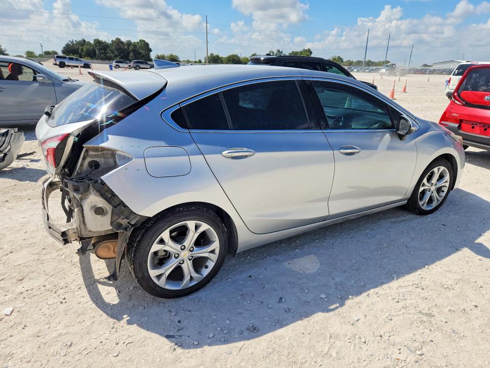 Photo 3 from auction – 2017 CHEVROLET CRUZE with VIN 3G1BF6SM0HS523218