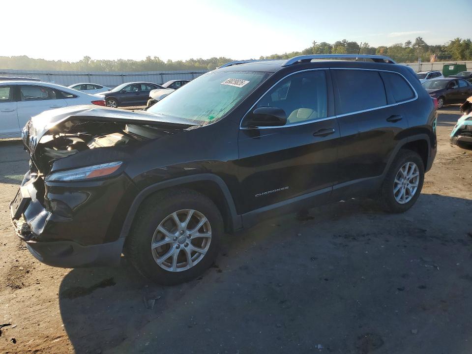 JEEP CHEROKEE 2017 с VIN 1C4PJMCB4HW590972 - Снимка от търг