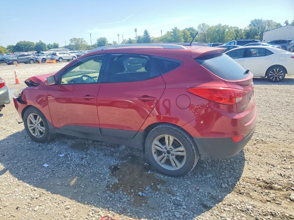 Photo 2 from auction – 2012 HYUNDAI TUCSON with VIN KM8JUCACXCU371405