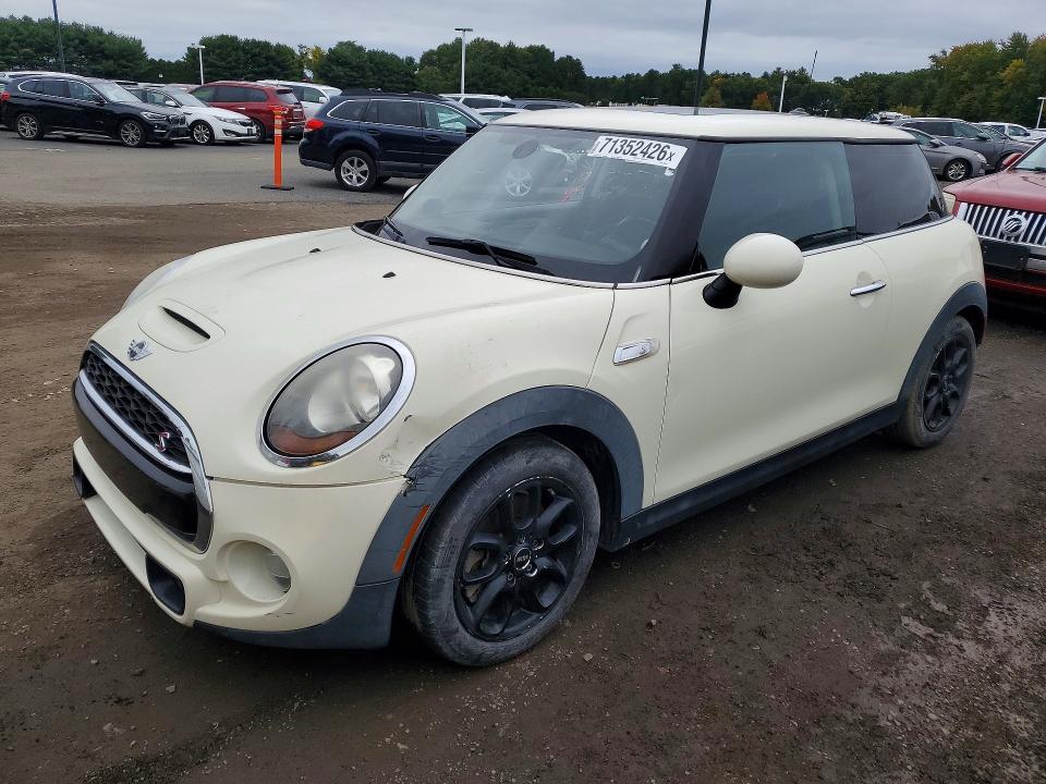 MINI COOPER 2016 с VIN WMWXP7C52G2A43697 - Снимка от търг