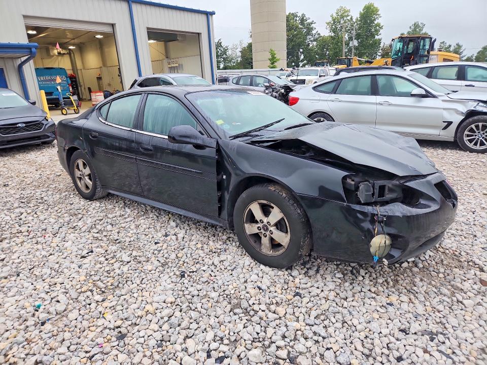 Photo 4 from auction – 2006 PONTIAC GRAND PRIX with VIN 2G2WP552461216111