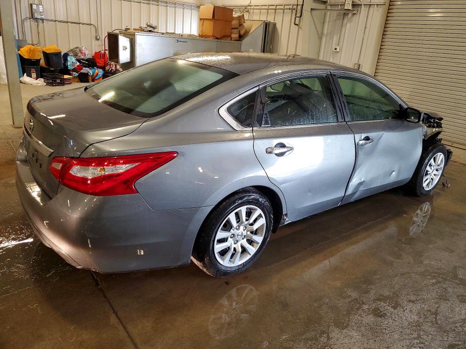 Photo 3 from auction – 2016 NISSAN ALTIMA with VIN 1N4AL3AP0GC252032