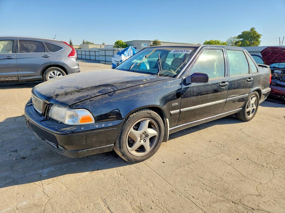 صورة رقم 1 من المزاد - 1998 VOLVO S70 مع VIN YV1LS5370W2519957