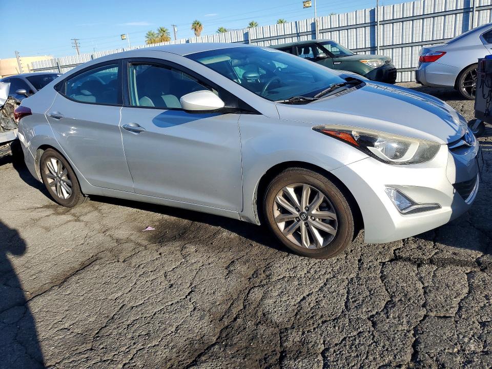 Photo 4 from auction – 2015 HYUNDAI ELANTRA with VIN 5NPDH4AE3FH599872