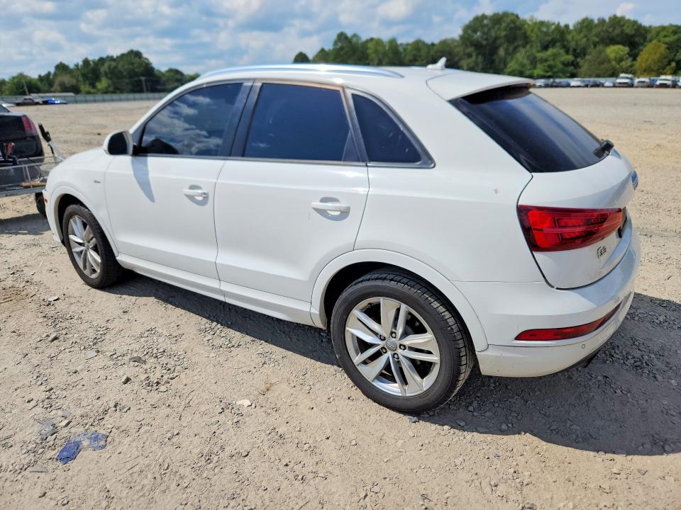 Снимка 2 от търг – 2018 AUDI Q3 с VIN WA1BCCFS7JR002622
