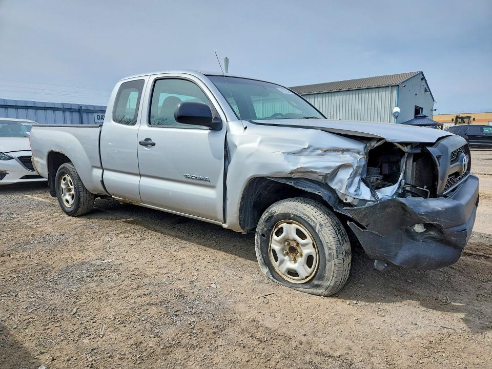 Photo 4 from auction – 2011 TOYOTA TACOMA with VIN 5TFTX4CN7BX009439
