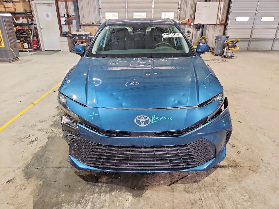 Photo 5 from auction – 2026 TOYOTA CAMRY with VIN 4T1DAACKXTU275501
