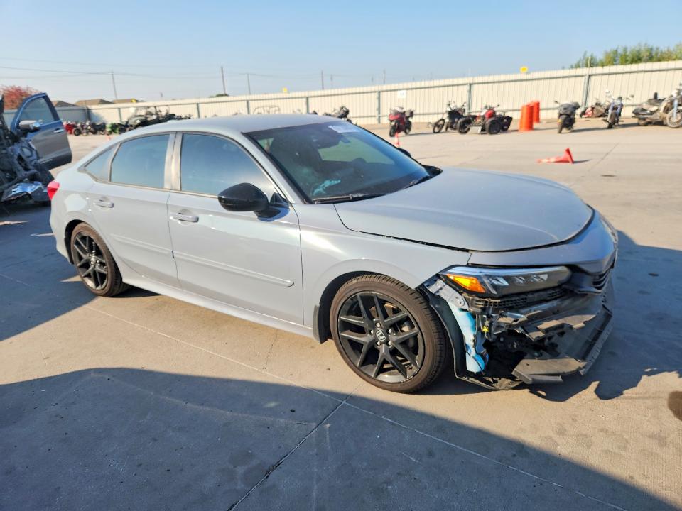 Photo 4 from auction – 2022 HONDA CIVIC with VIN 2HGFE2F57NH601565