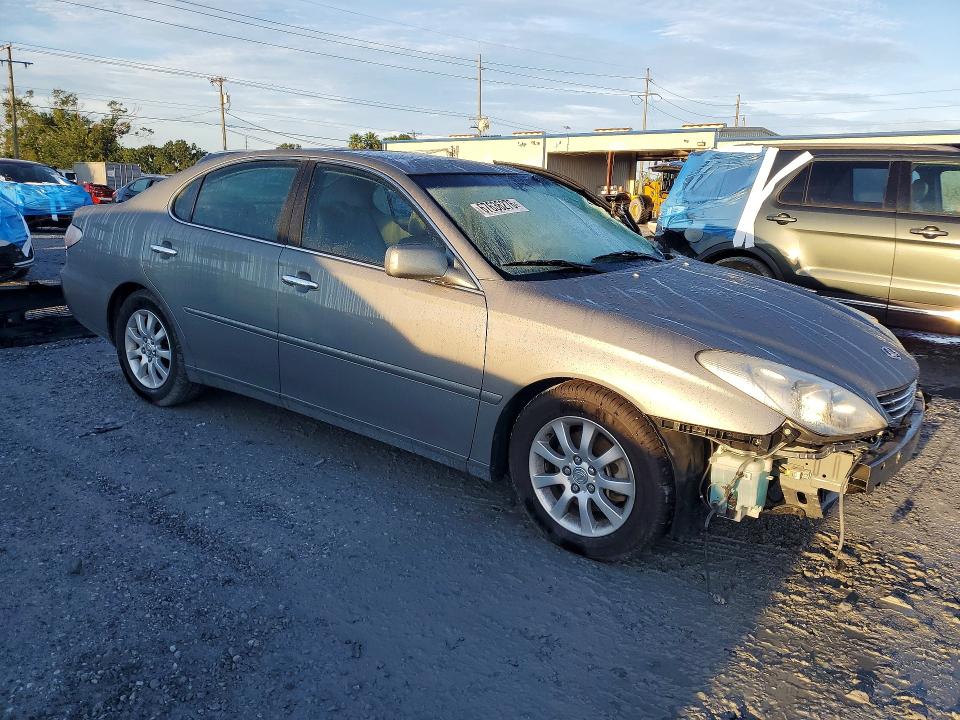 صورة رقم 4 من المزاد - 2002 LEXUS ES مع VIN JTHBF30G425020553