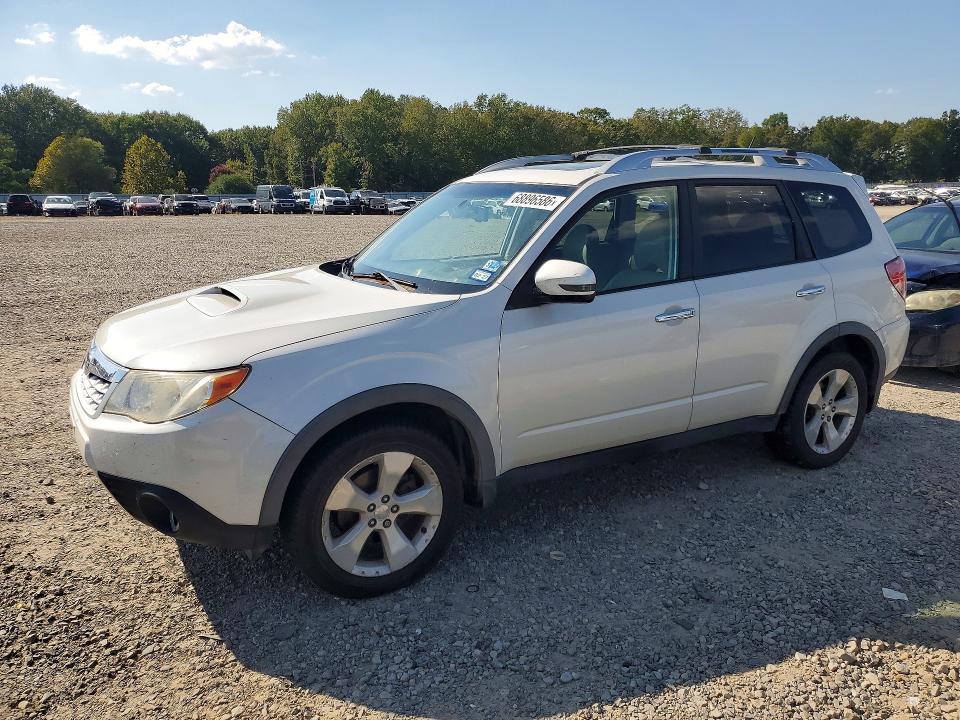 SUBARU FORESTER 2011 z numerem VIN JF2SHGGC6BH761423 - Zdjęcie z aukcji