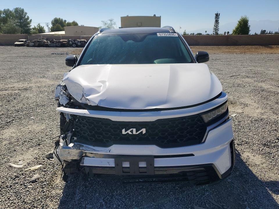 Photo 5 from auction – 2023 KIA SORENTO with VIN 5XYRL4LC1PG216469