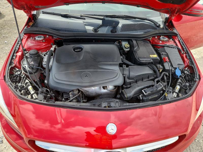 Photo 11 from auction – 2015 MERCEDES-BENZ CLA with VIN WDDSJ4EB2FN182731