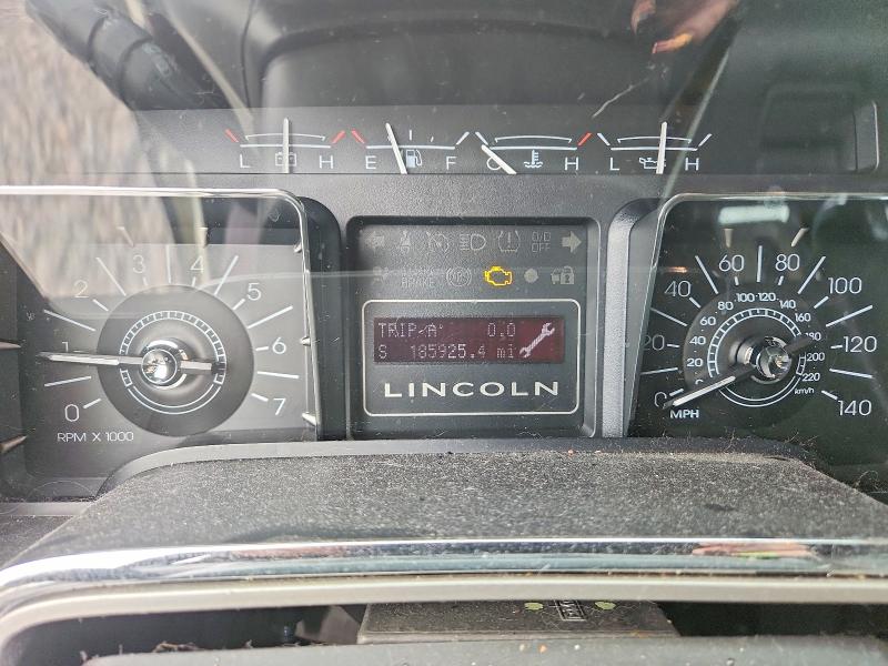 Zdjęcie 9 z aukcji – 2008 LINCOLN NAVIGATOR z VIN 5LMFU285X8LJ10504