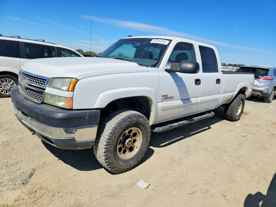 2005 CHEVROLET SILVERADO - Търг №65946306