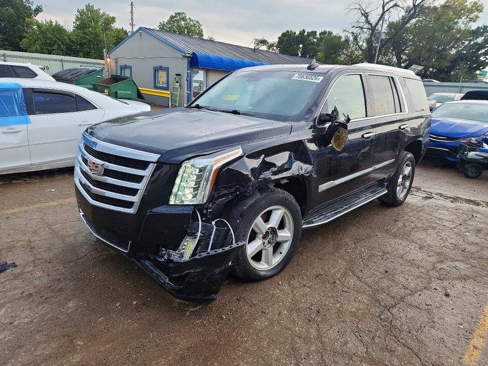 CADILLAC ESCALADE 2017 с VIN 1GYS4CKJ5HR172014 - Снимка от търг