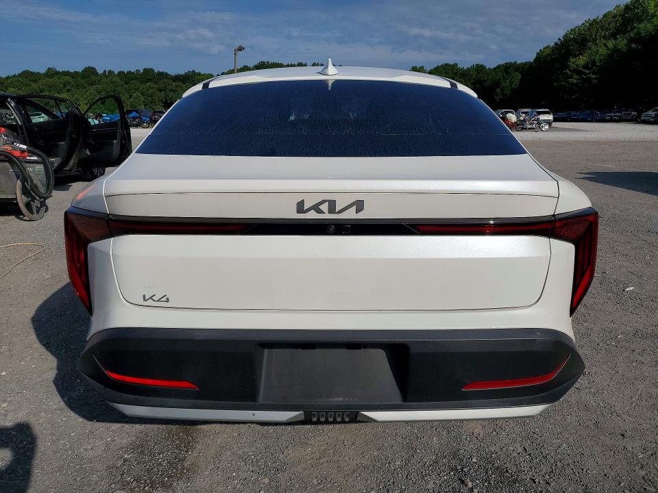 Zdjęcie 6 z aukcji – 2025 KIA K4 z VIN 3KPFU4DE0SE008606