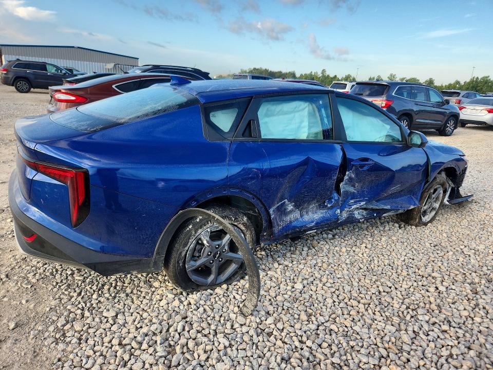 Photo 3 from auction – 2025 KIA K4 with VIN 3KPFT4DE3SE071900