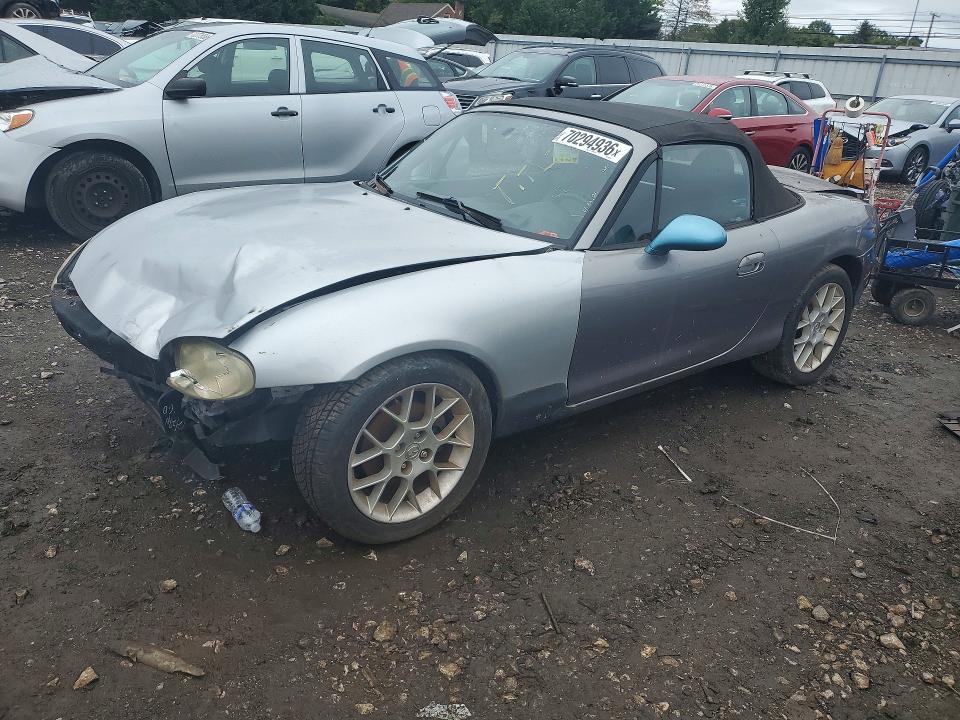 MAZDA MX-5 MIATA 2002 с VIN JM1NB353020228765 - Фото с аукциона