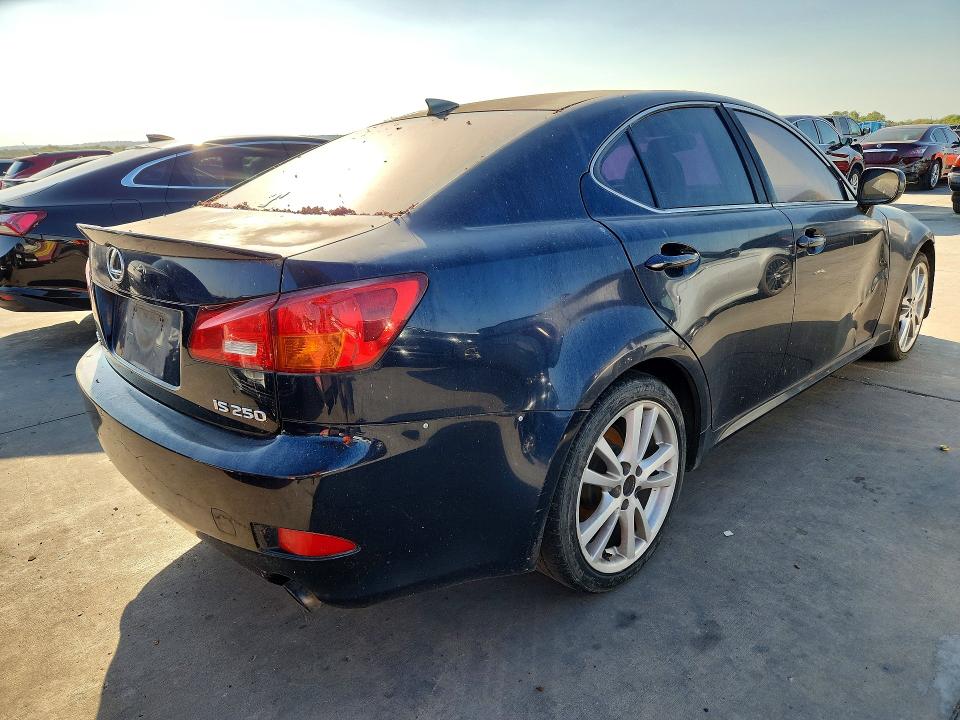 صورة رقم 3 من المزاد - 2006 LEXUS IS مع VIN JTHBK262962008861