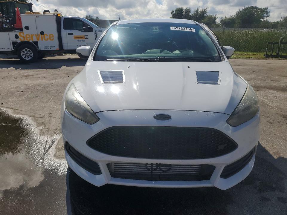 Photo 5 from auction – 2016 FORD FOCUS with VIN 1FADP3L91GL309175