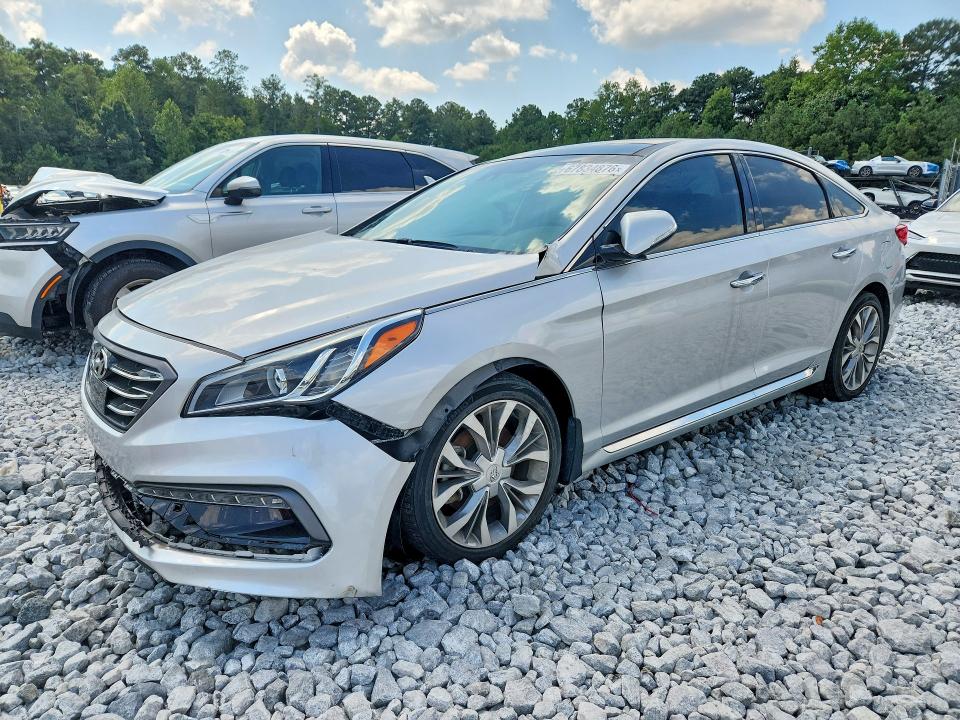 HYUNDAI SONATA 2017 with VIN 5NPE34AB1HH577512 - Photo from auction