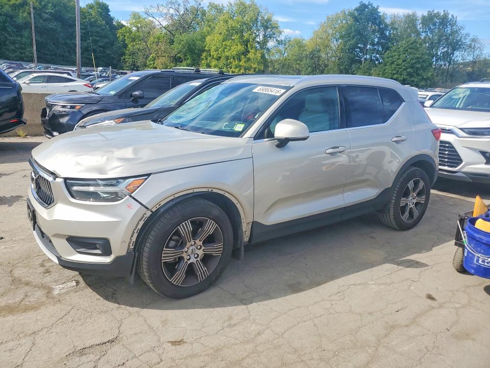 VOLVO XC40 2019 with VIN YV4162UL8K2074676 - Photo from auction