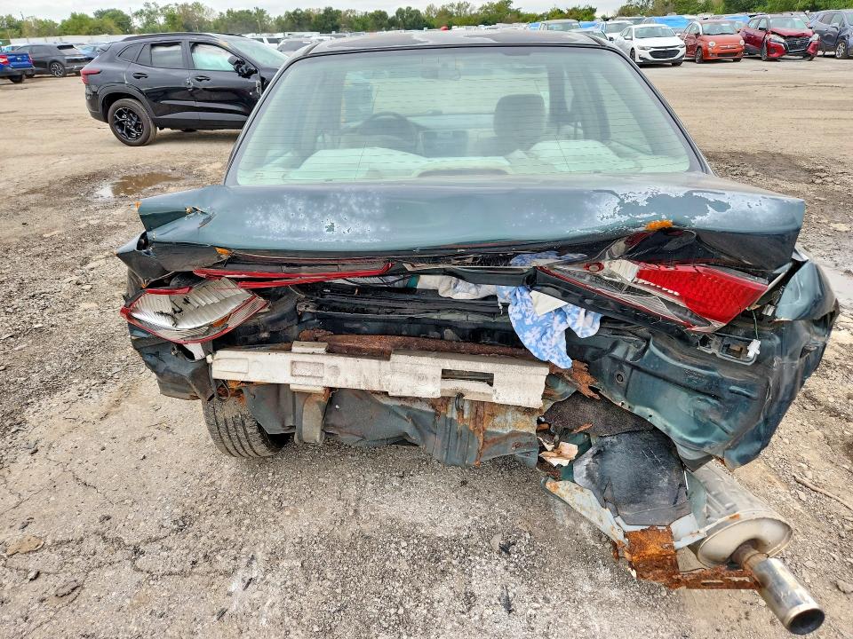 Снимка 6 от търг – 2001 HONDA ACCORD с VIN 1HGCF86641A045901