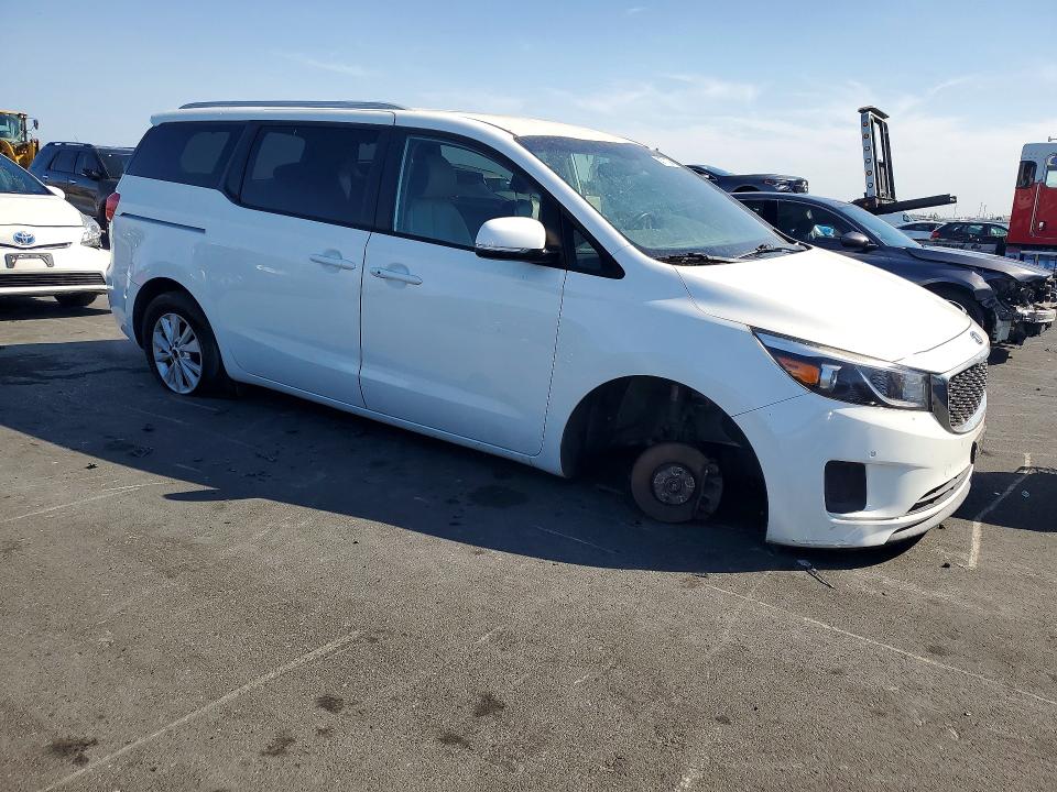 Photo 4 from auction – 2017 KIA SEDONA with VIN KNDMB5C15H6250758