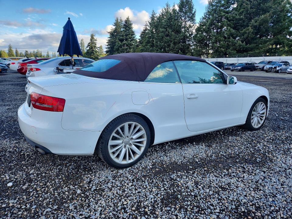 Foto 3 de la subasta – 2011 AUDI A5 con VIN WAUVFAFH1BN001653