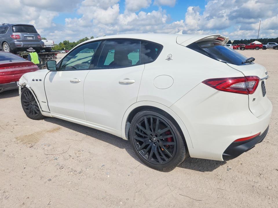 Photo 2 from auction – 2019 MASERATI LEVANTE with VIN ZN661XUS4KX333323
