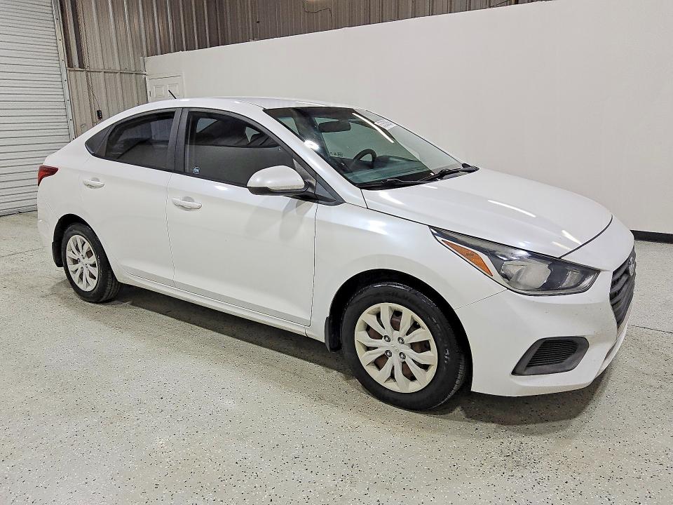 Photo 4 from auction – 2019 HYUNDAI ACCENT with VIN 3KPC24A32KE062548