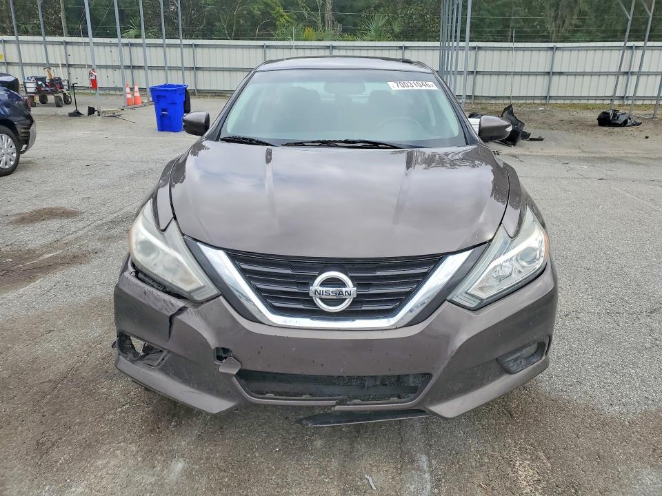 Photo 5 from auction – 2017 NISSAN ALTIMA with VIN 1N4AL3AP3HC181166