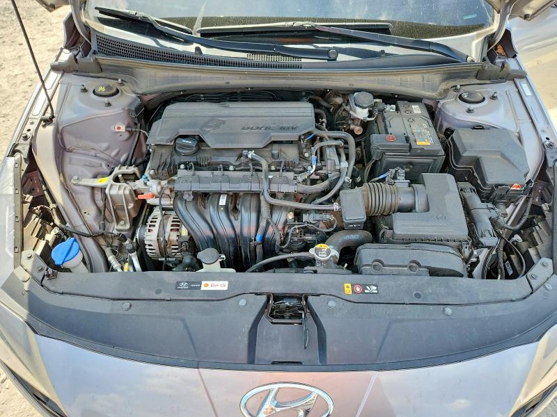 Снимка 11 от търг – 2023 HYUNDAI ELANTRA с VIN KMHLM4AG4PU555990